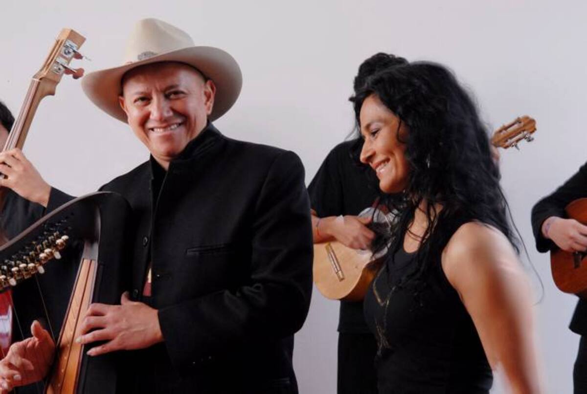 Cimarrón Carlos Rojas y Ana Veydó, integrantes del Grupo Cimarrón.