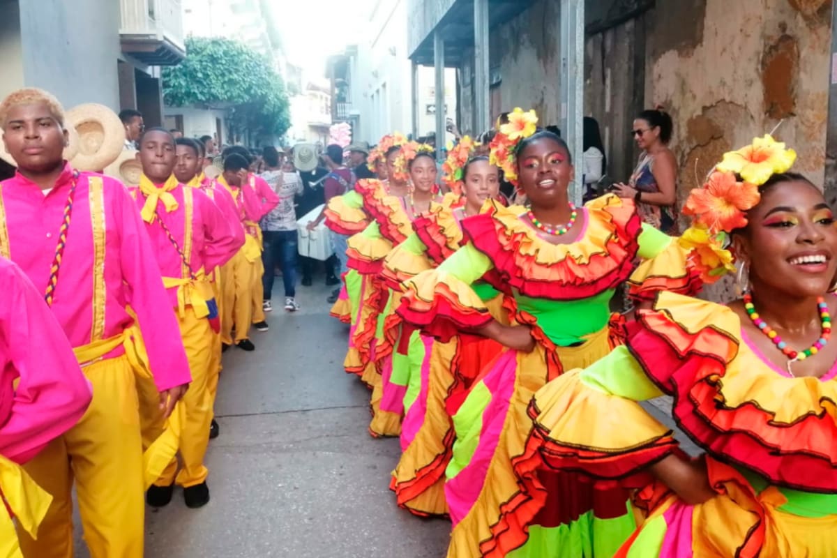 Galería: Lo mejor del Desfile Estudiantil, así se gozaron las comparsas