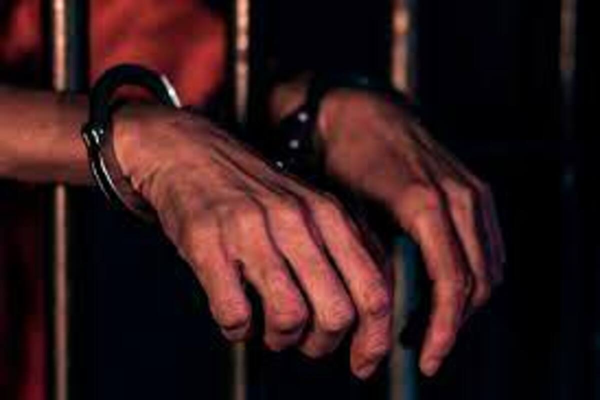 Golpeaba a su mujer y un juez lo envió a la Cárcel de Ternera