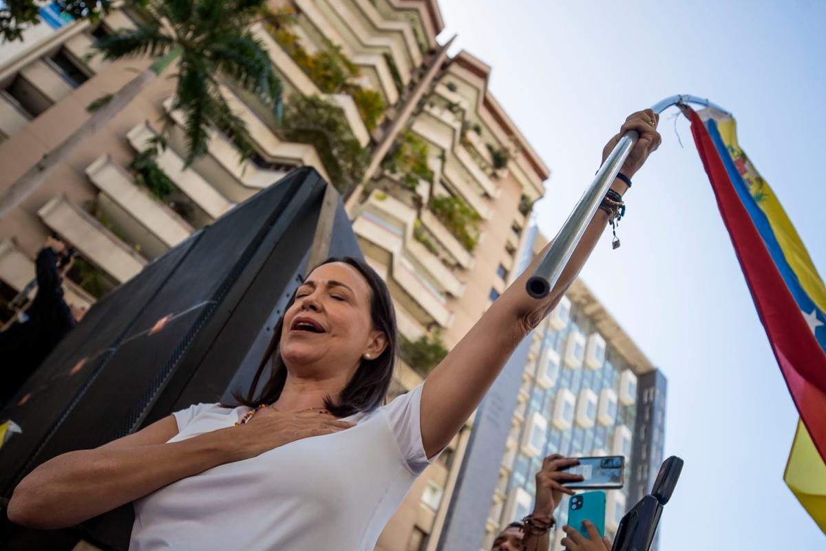 EE.UU. revisa sanciones a Venezuela tras inhabilitación de María Corina Machado