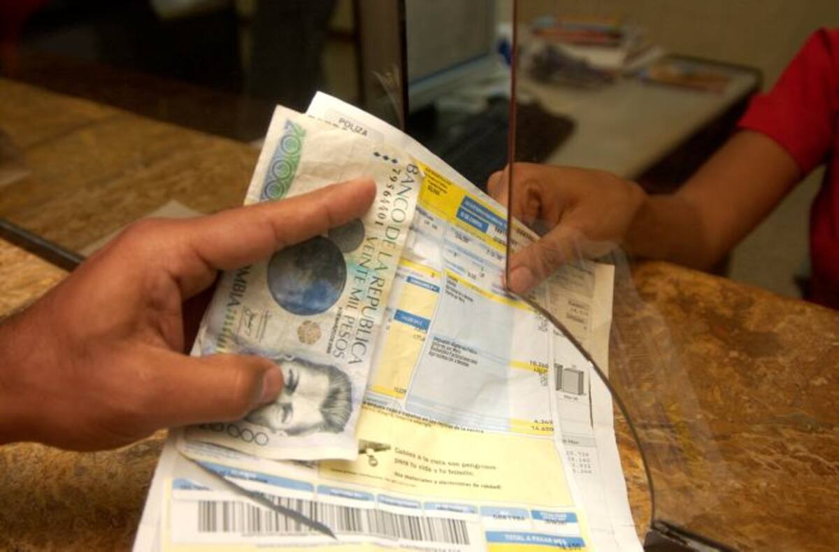 Que no haya maquillaje de los costos de los servicios de reconexión en las facturas pidieron los congresistas que aprobaron la iniciativa en primer debate, Archivo