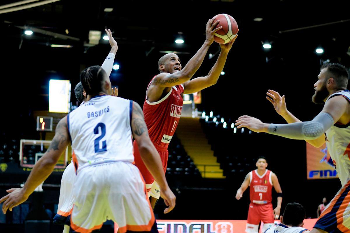 Liga Sudamericana de Básquet: Titanes hace historia