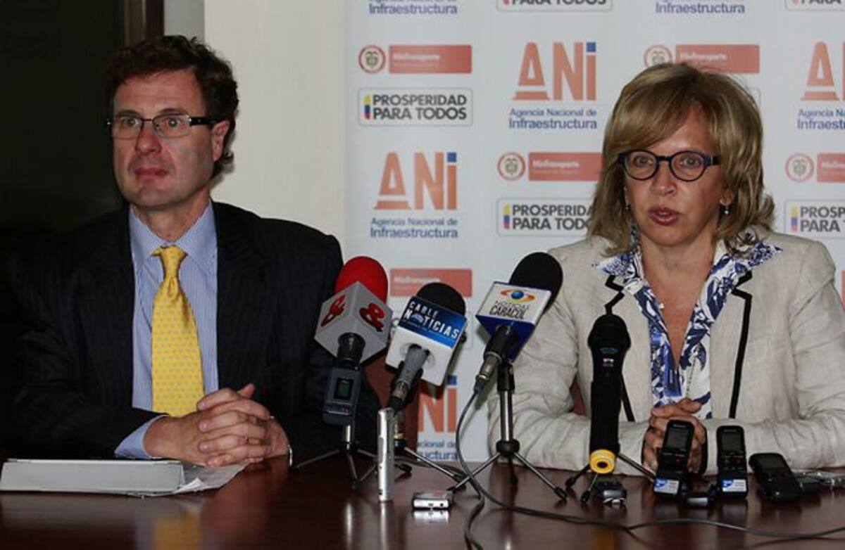 El próximo 6 de febrero las firmas interesadas en presentarse a la licitación de los cuatro primeros proyectos de la Cuarta Generación de concesiones viales (4G). Colprensa