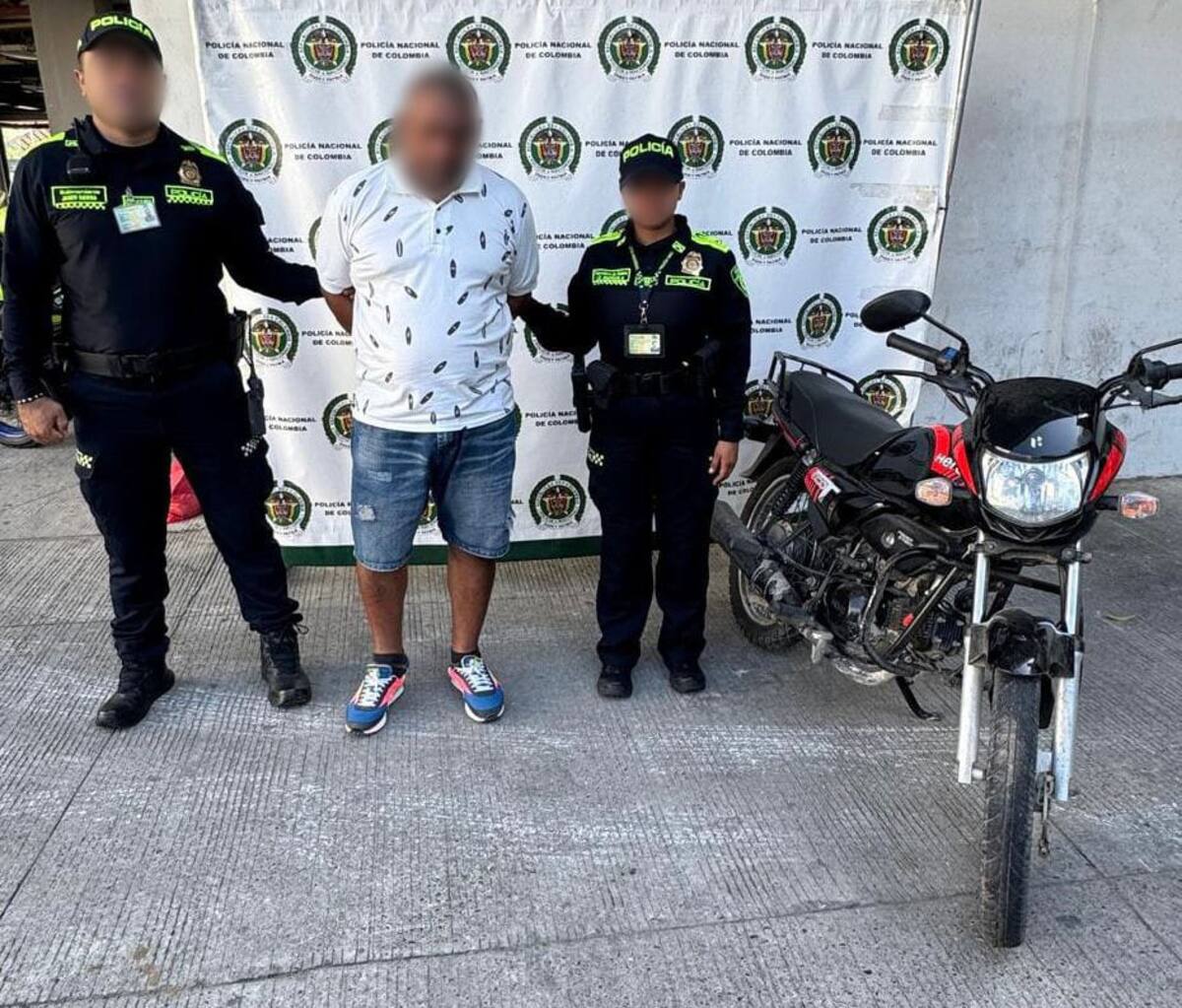 5 motocicletas recuperadas durante operativos contra el hurto en Cartagena.