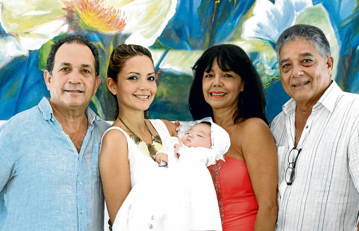 Carlos García, Adriana García Giaimo, Antonella Barbur, Vivian Giaimo y Guido Cozzarelli.