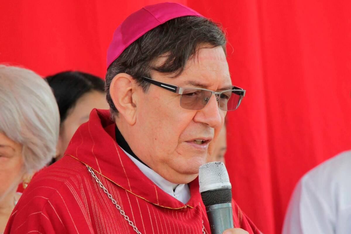 Supuesto cura se ofrece para celebrar exequias durante pandemia