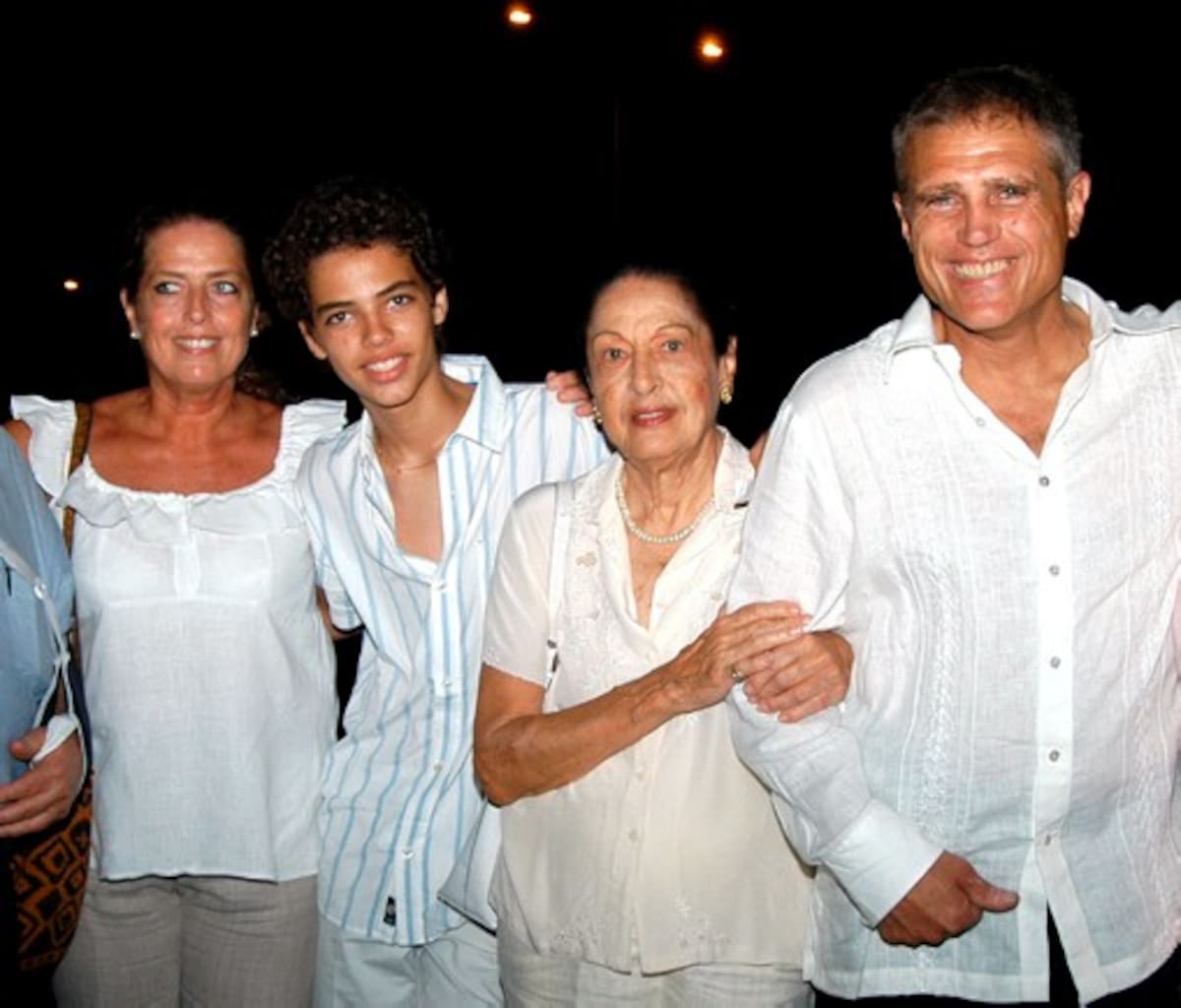 Silvana Obregón, Martín Pescador, Sonia Osorio y Rodrigo Obregón. Archivo