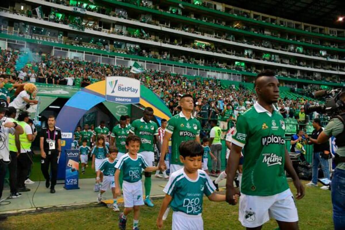¿Se cae negocio del Cali con Petrosoccer, comprador del nombre del estadio?