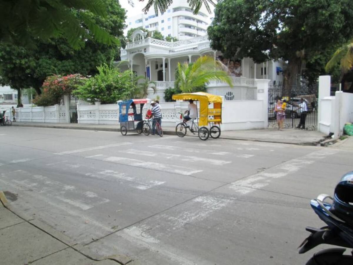 Avenida Jiménez. PEDRO TORRES, GENTE BAHÍA - EL UNIVERSAL