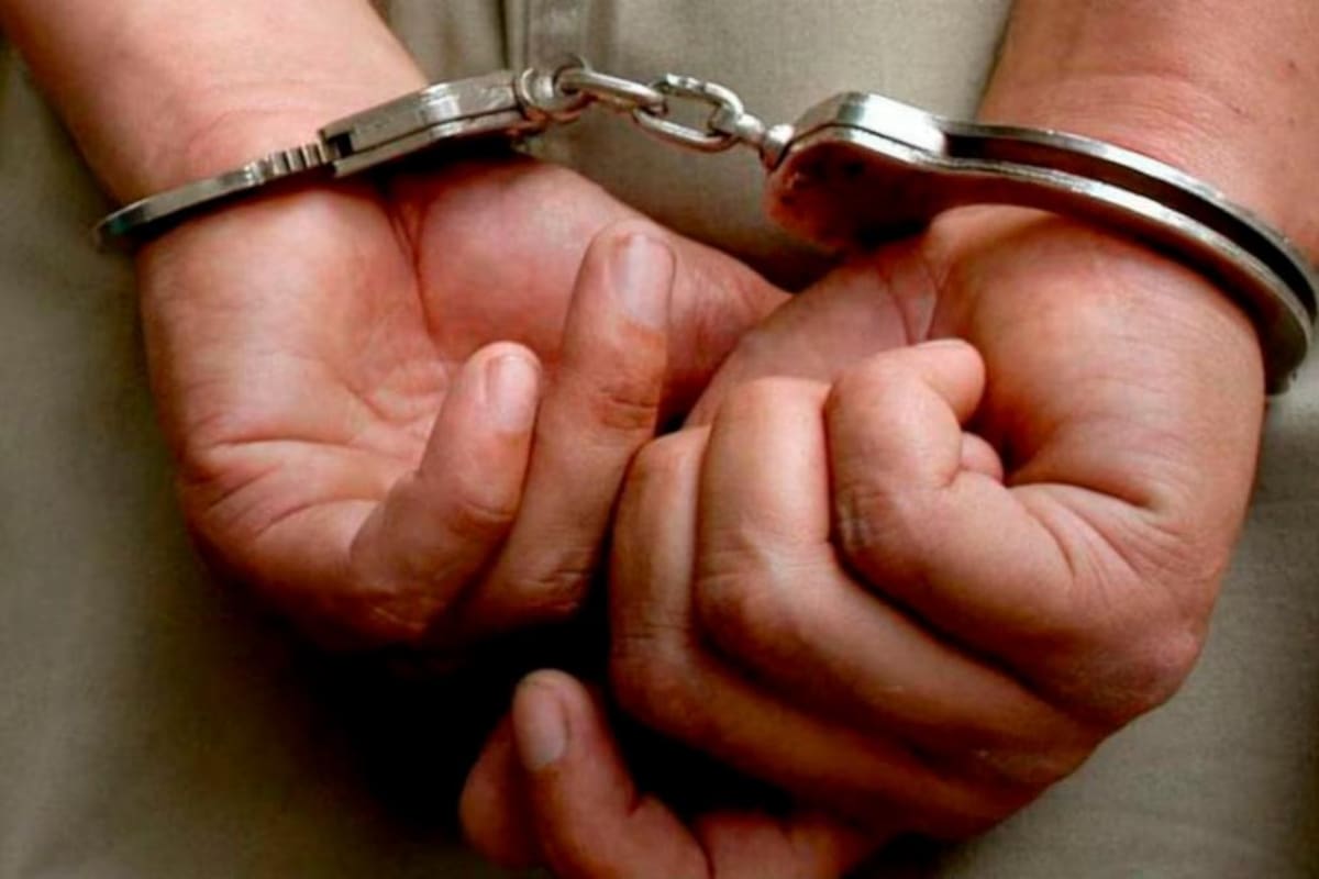 Cero y van tres: otro estadounidense capturado con menor en Medellín