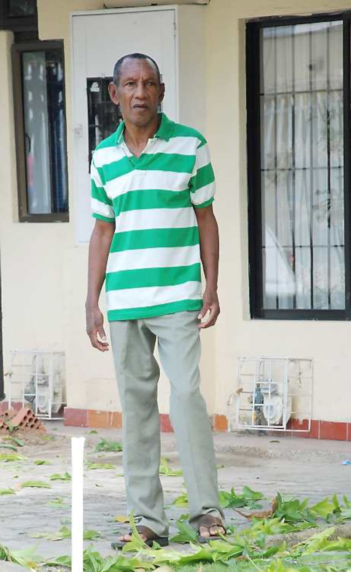 "Pambelé" tenía unos permanentes movimientos en manos y piernas. "Voy a salir de esta", dijo el excampeón.