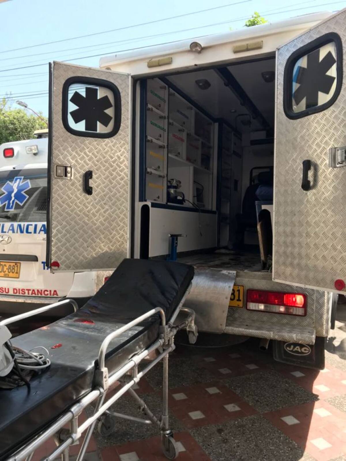 El joven herido fue llevado a la clínica Madre Bernarda. Foto/ Diario El Teso.