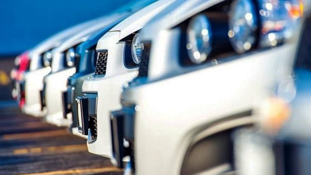 Las marcas que siguen liderando la venta de vehículos en el país fueron Chevrolet, Mazda y Renault. Colprensa.