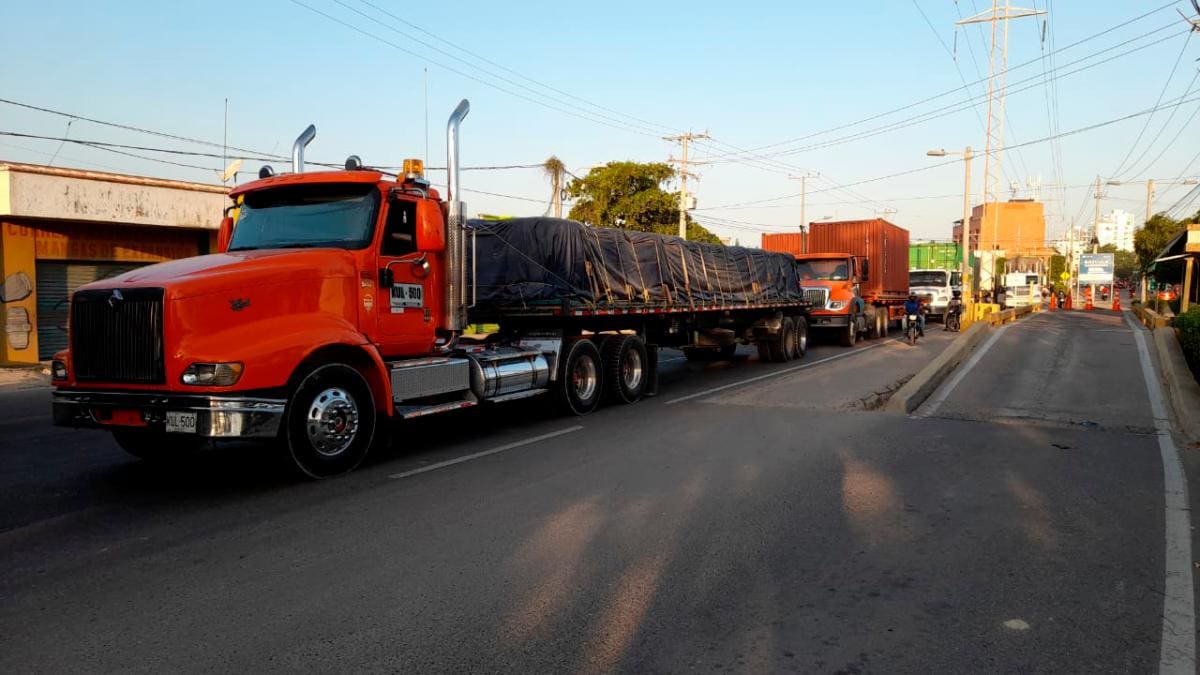 Paro de transportadores de carga en Cartagena. Foto: Aroldo Mestre/El Universal