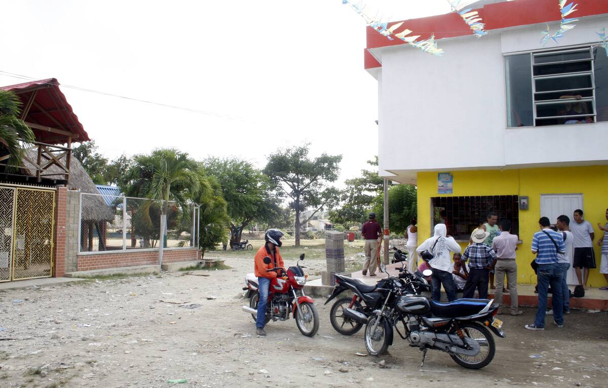 Los vecinos de San Luis y Versalles se mostraron enojados por la utilización de gases lacrimógenos. Cortesía