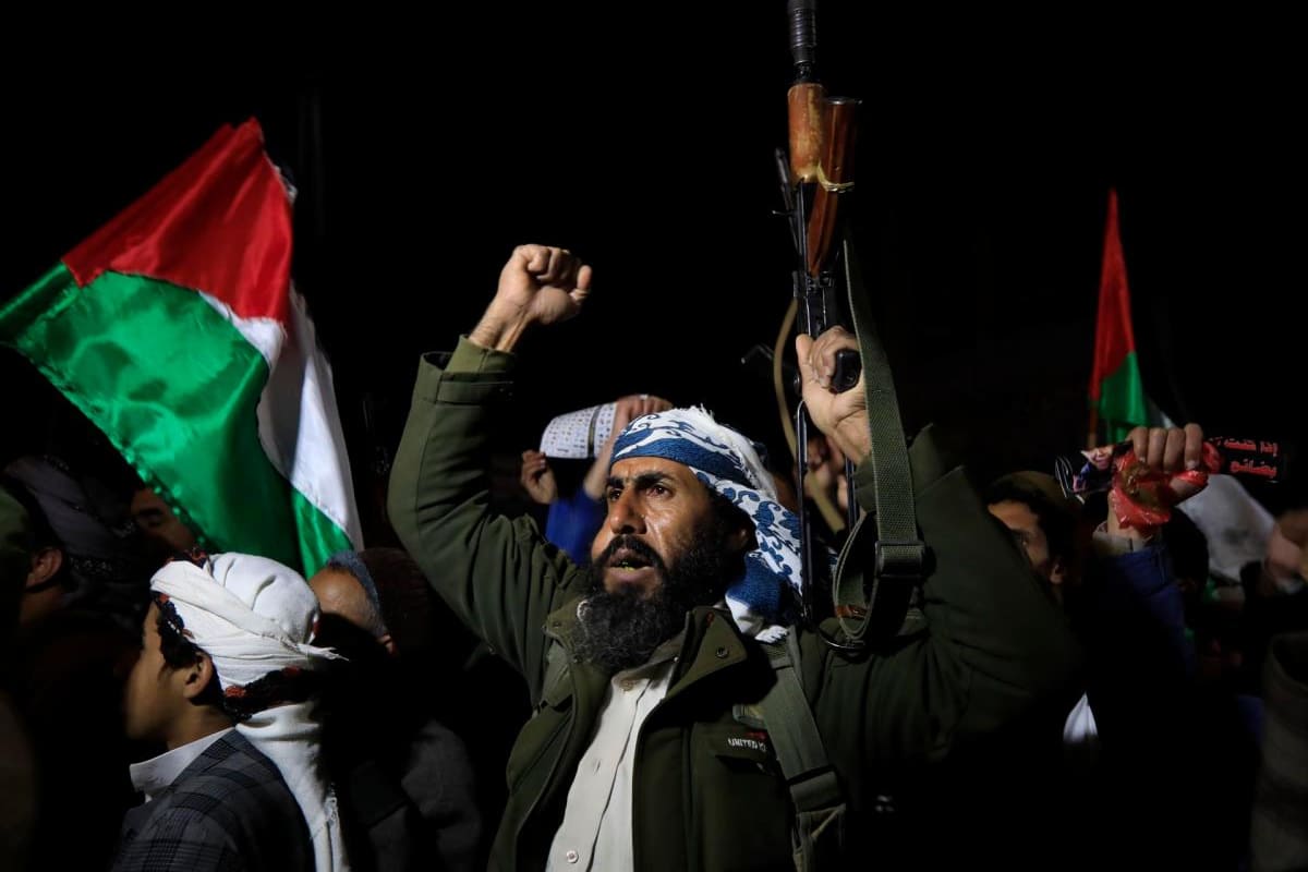 La dura advertencia de varios países a los hutíes por ataques contra Israel