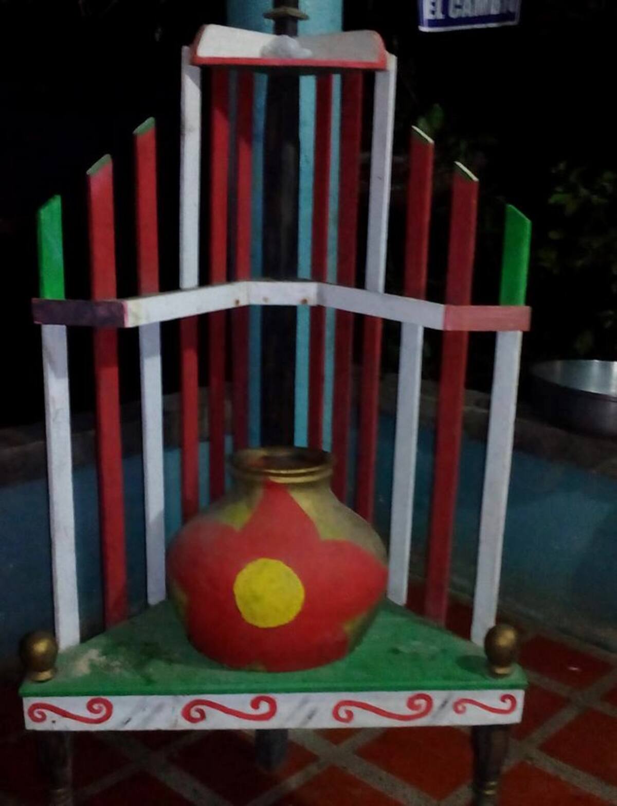 Tinajero tradicional en el Sinú. Guía de Monteria.