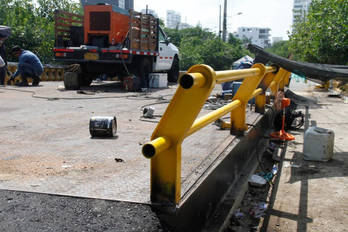 Critican obras del puente Las Palmas a vísperas de su entrega