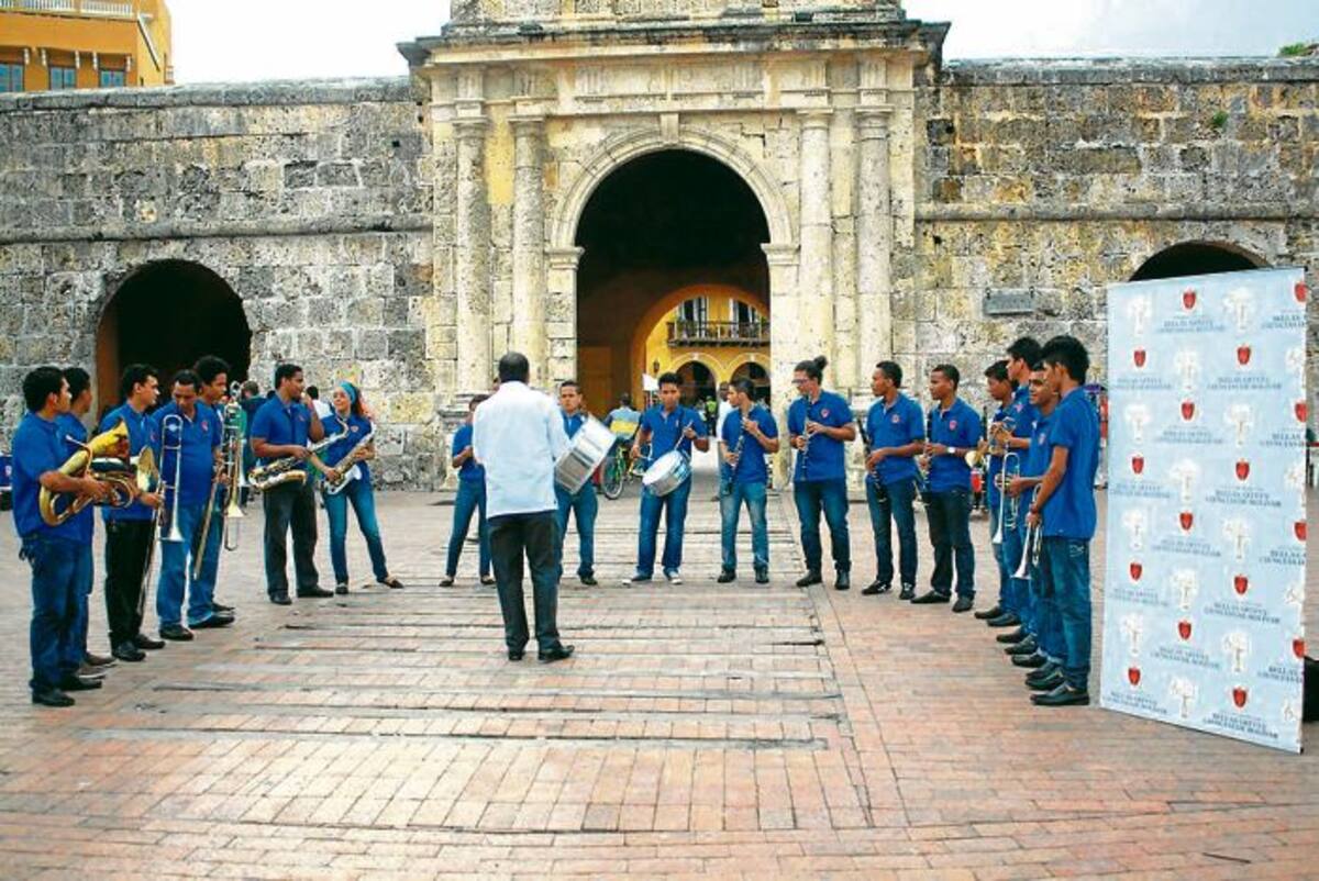 El foro inaugural se iniciará desde las 7:00 p.m. y tendrá como escenario la Plaza de la Proclamación. FOTO CORTESIA