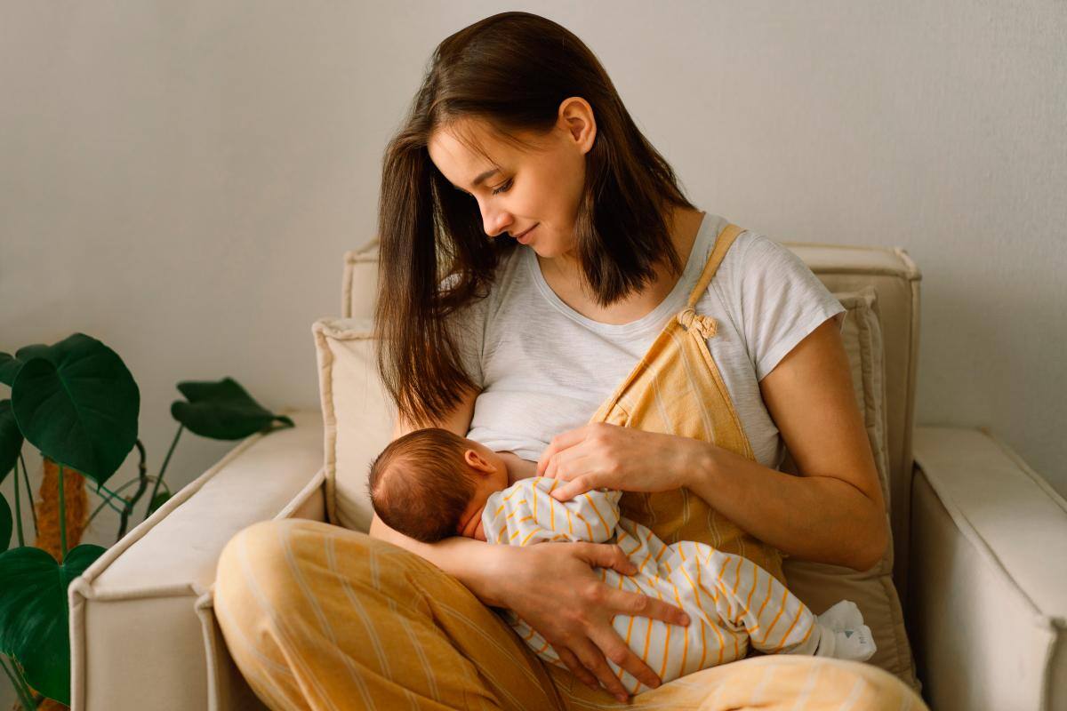 Mamá: conoce 6 razones por las cuales te conviene lactar