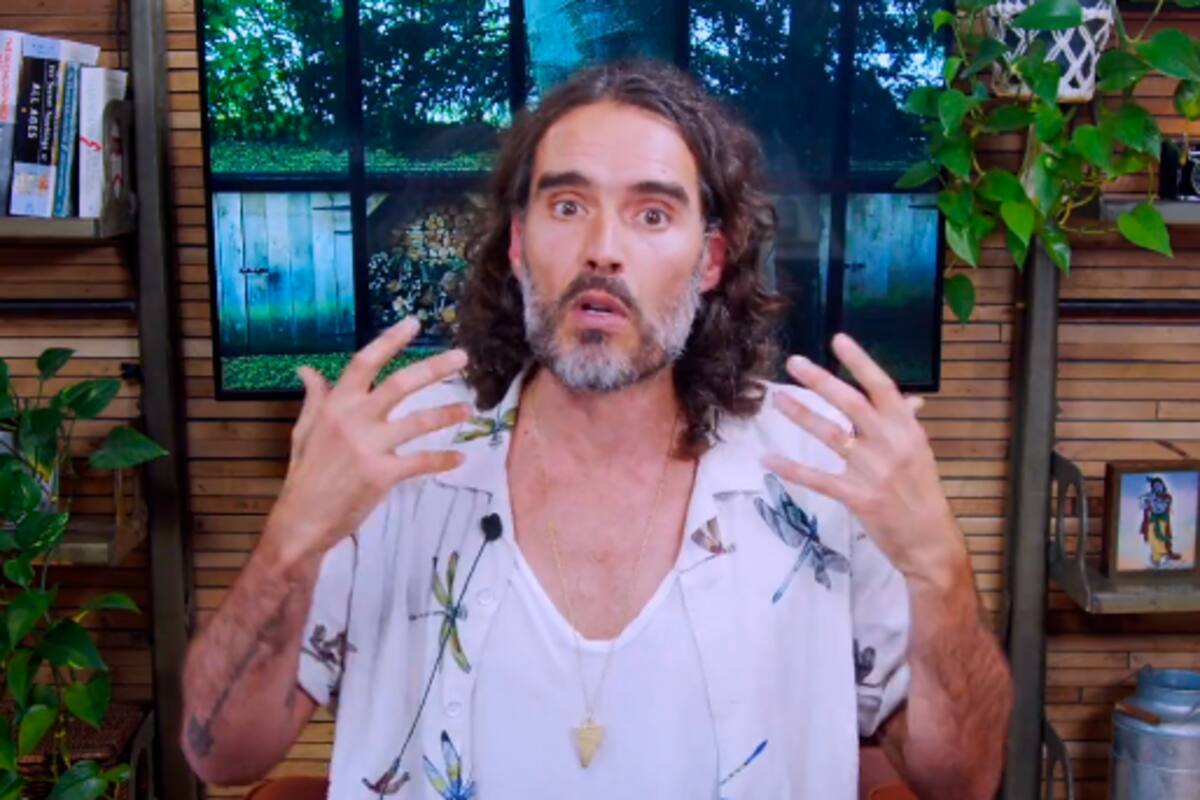 Russell Brand acusó a la prensa de los ataques criminales en su contra