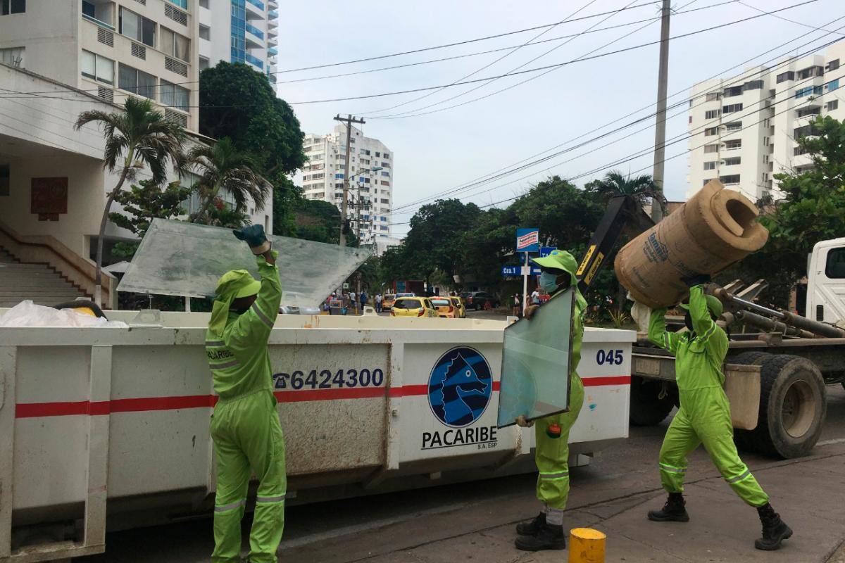 Más de 15 metros cúbicos de basuras sacadas en El Laguito
