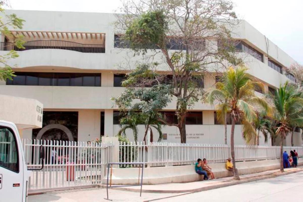 ¡Aberrante! Taxista abusó sexualmente de su pasajera y le robó