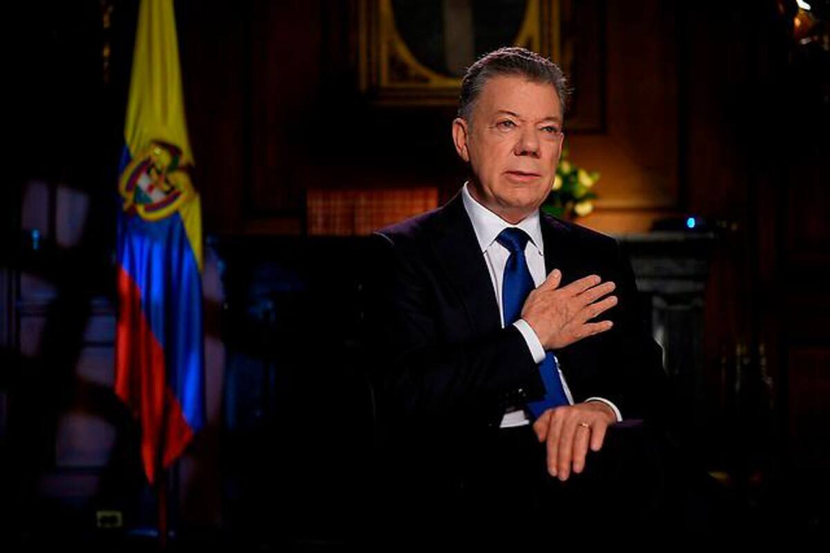 Expresidente Santos recibe premio ‘Memoria para la Democracia y la Paz’