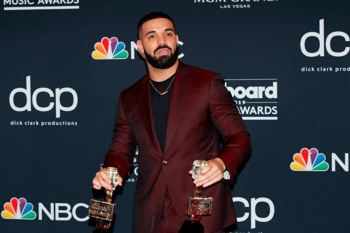 Drake usa IA para recrear voces de Tupac y Snoop Dogg en ‘tiraera’ contra Kendrick Lamar