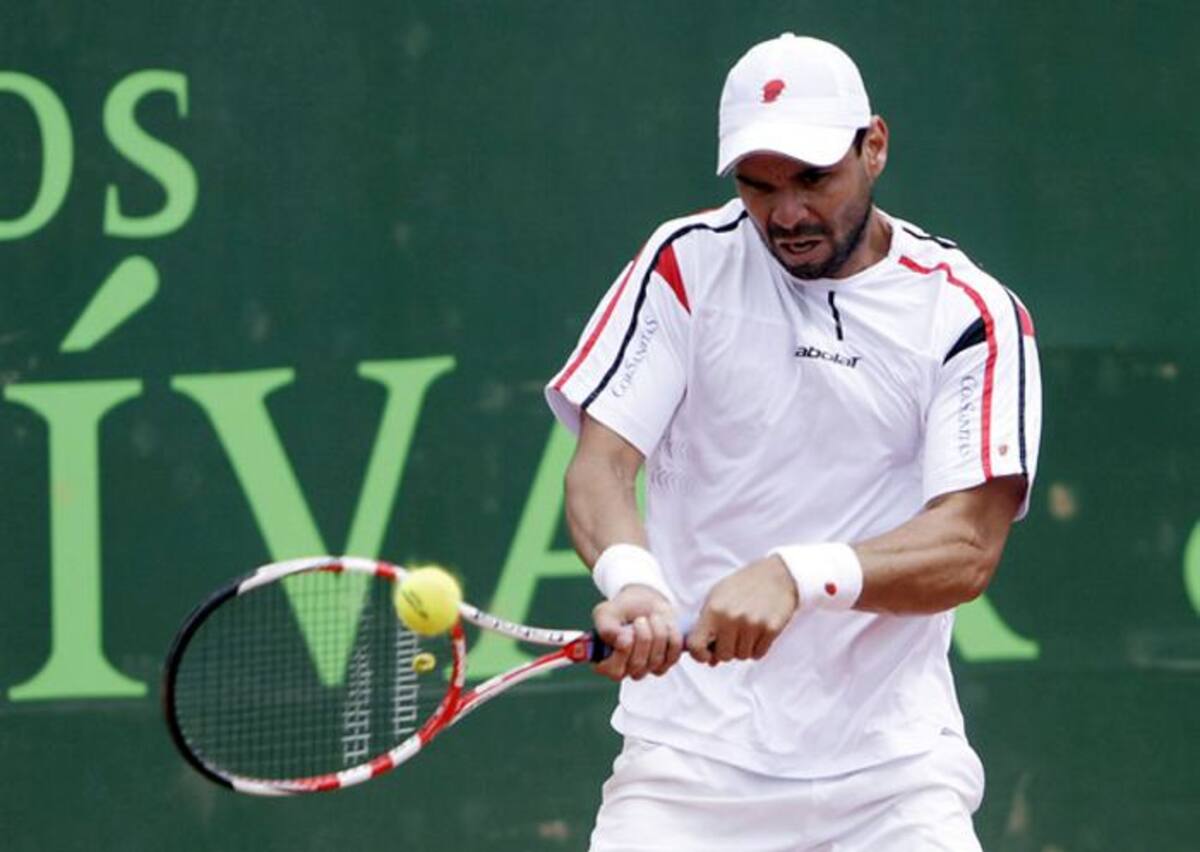 El tenista vallecaucano fue superado por Xavier Malisse en un partido de una hora y 14 minutos que terminó con parciales 6-3 y 6-3. COLPRENSA