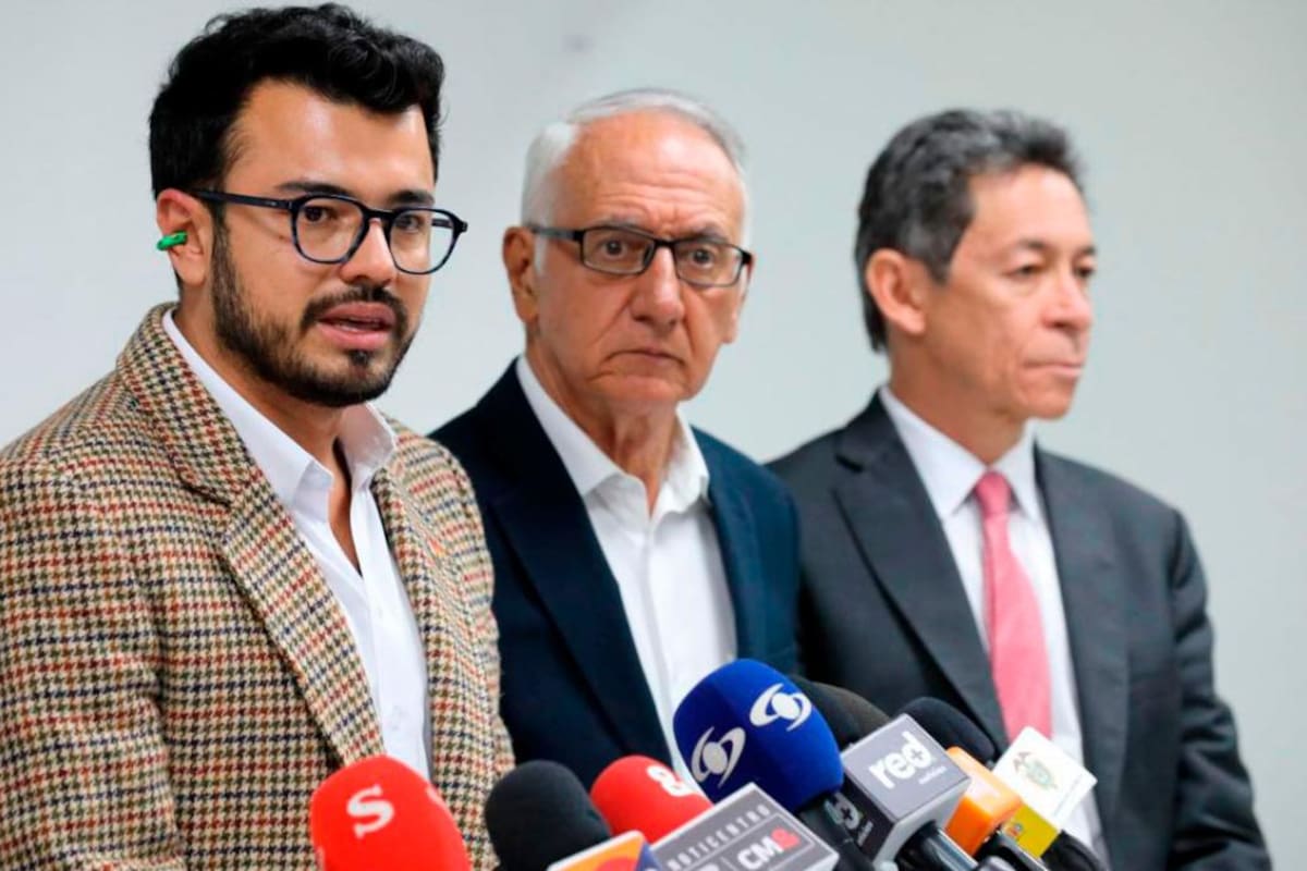 Procuraduría abrió investigación al superintendente por intervención de Sanitas