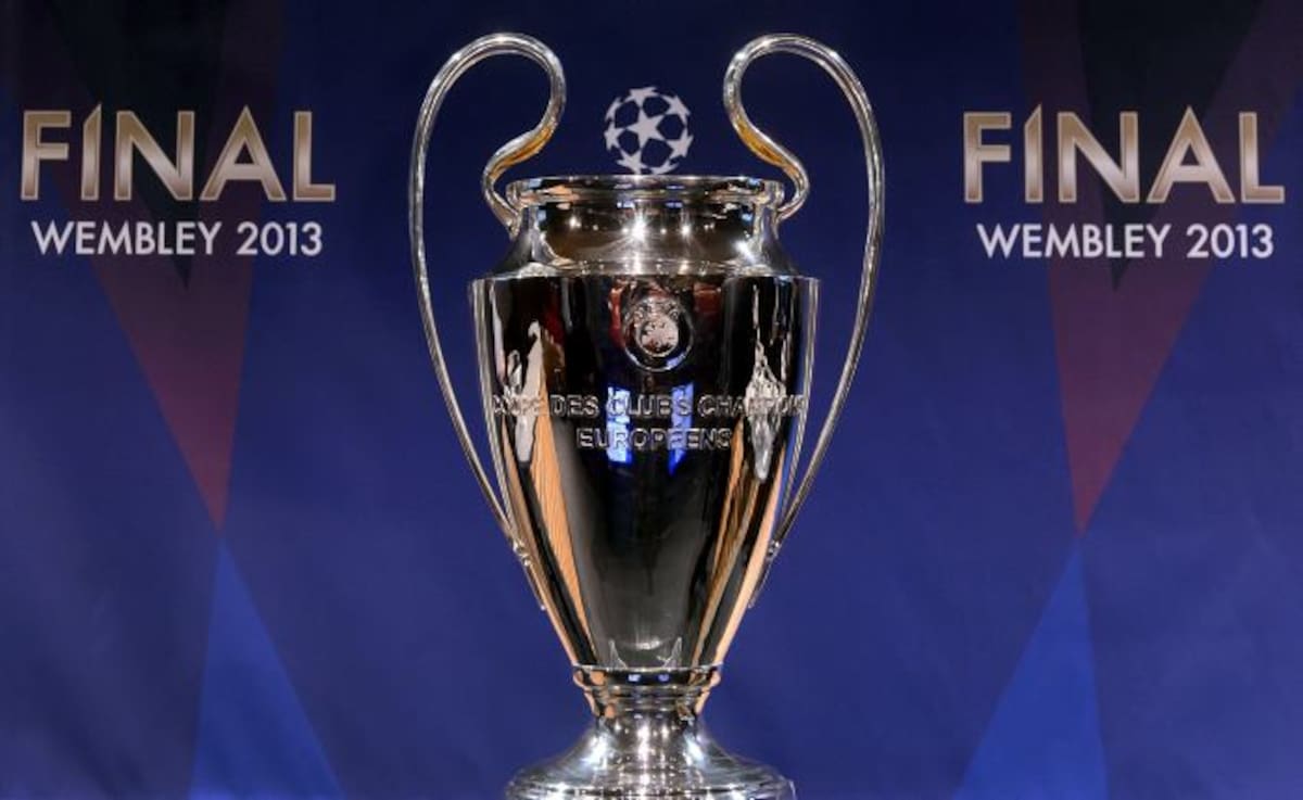 En las investigaciones se han descubierto más de 680 encuentros sospechosos en clasificatorios para la Copa Mundial, la Eurocopa y la Liga de Campeones. Archivo