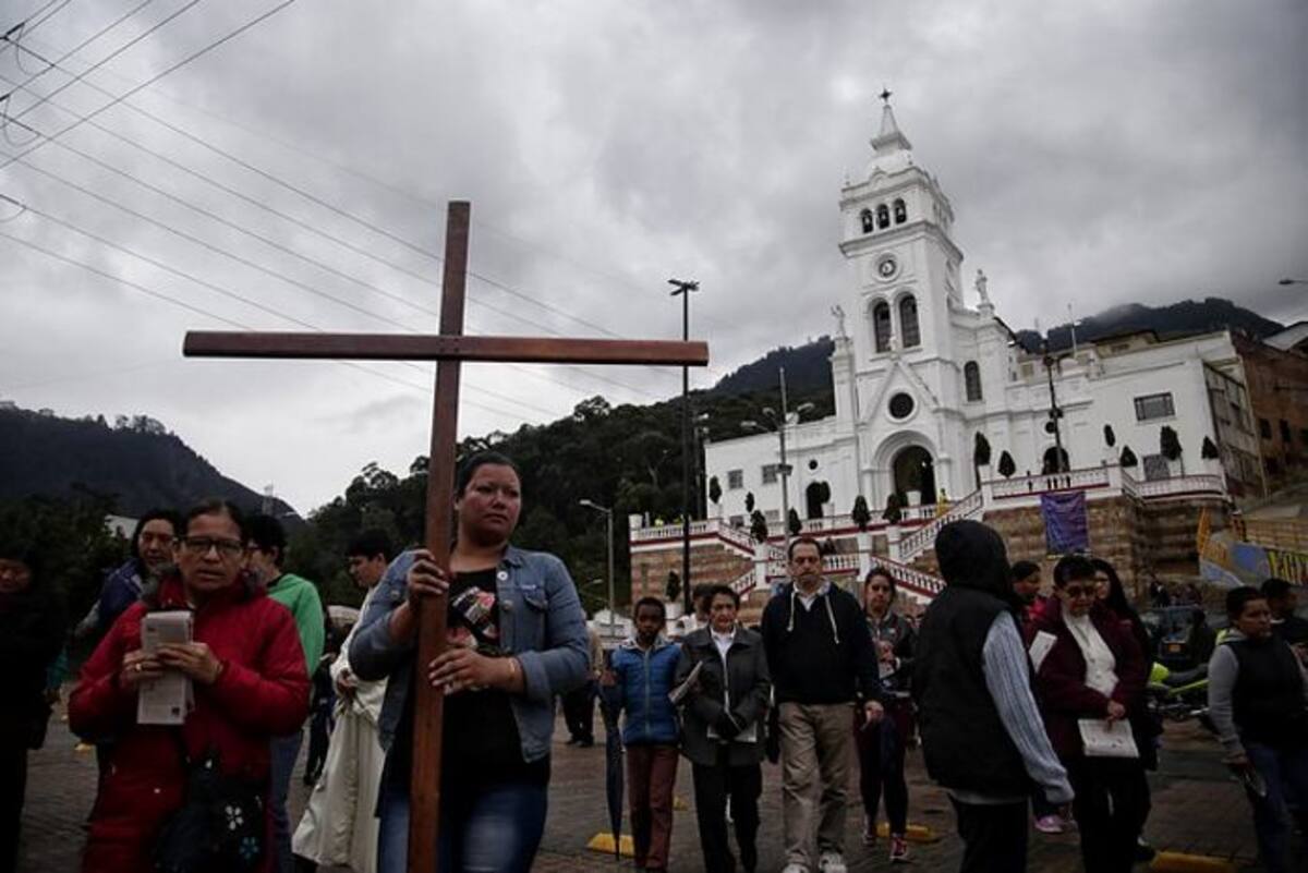 Viacrucis del Viernes Santo en Villavicencio. Colprensa