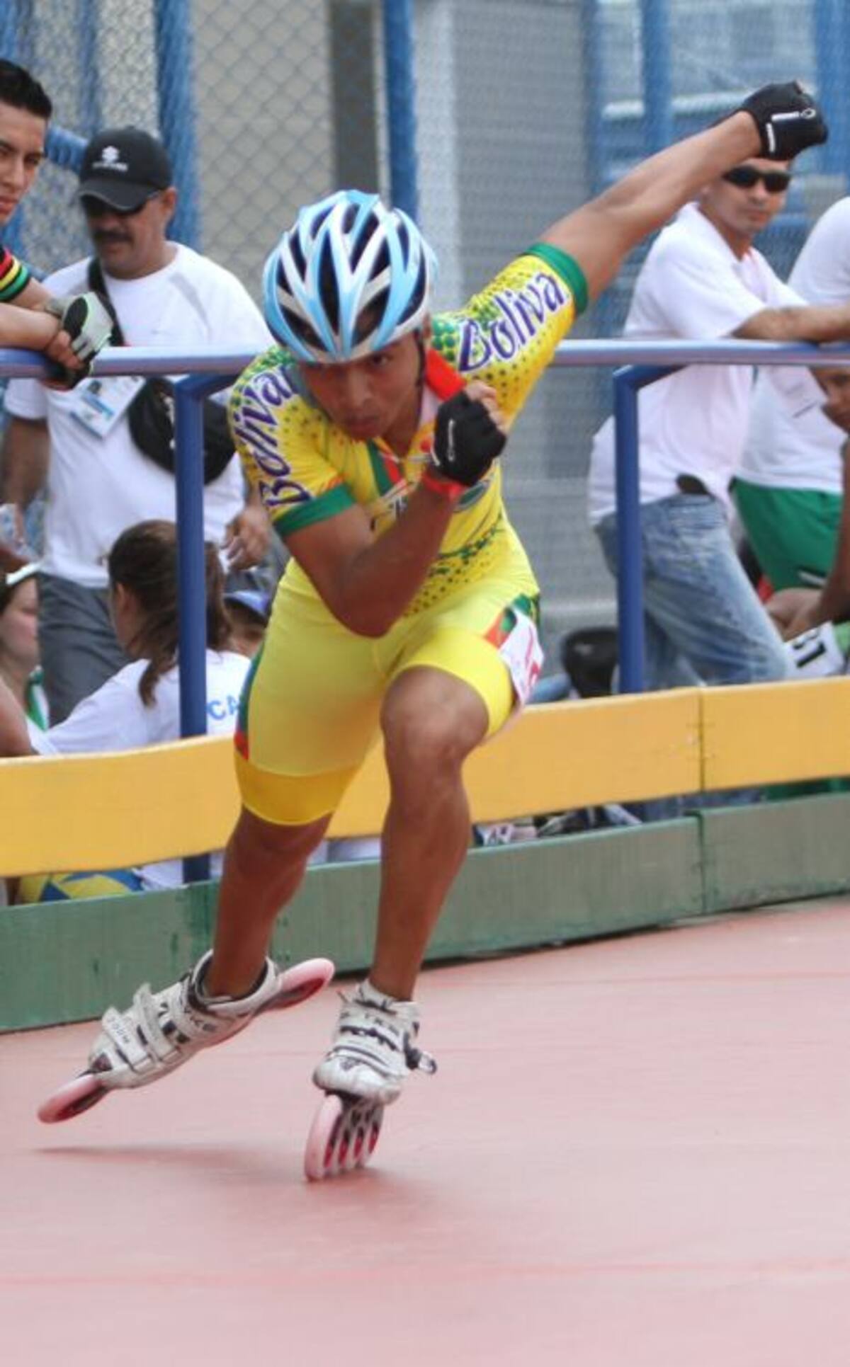 Cristian Torres, figura de Bolívar en los Juegos Intercolegiados. ARCHIVO