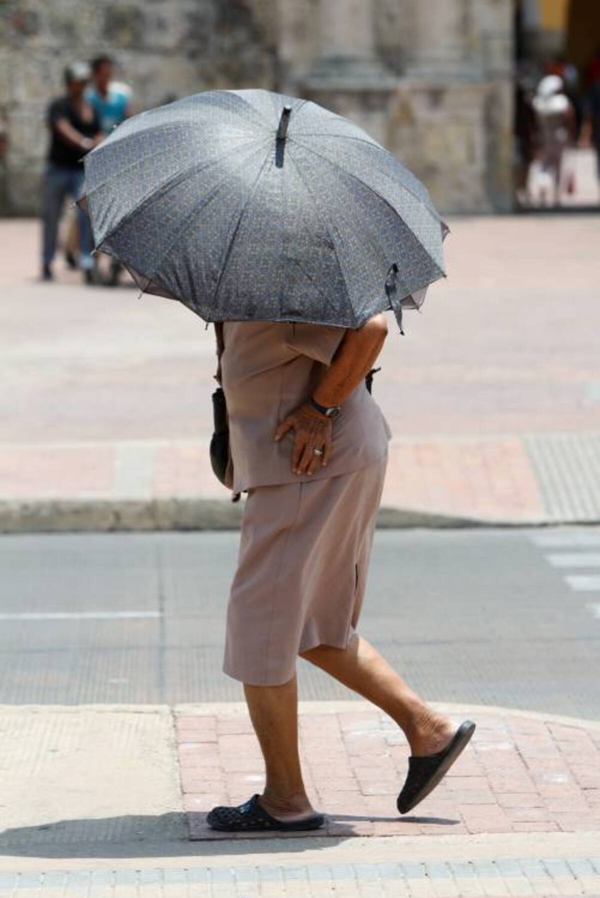 El director del Ideam, Ricardo Lozano, no descarta que pueda venir una temporada de sequía causada por el Fenómeno de El Niño. En un mes, aproximadamente, se conocerá con certeza qué sucederá con el clima en los próximos meses. AROLDO MESTRE - EL UNIVERSAL