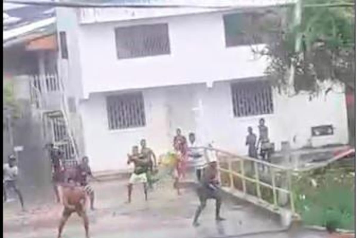 Aguaceros, ¿sinónimo de peleas en Cartagena?