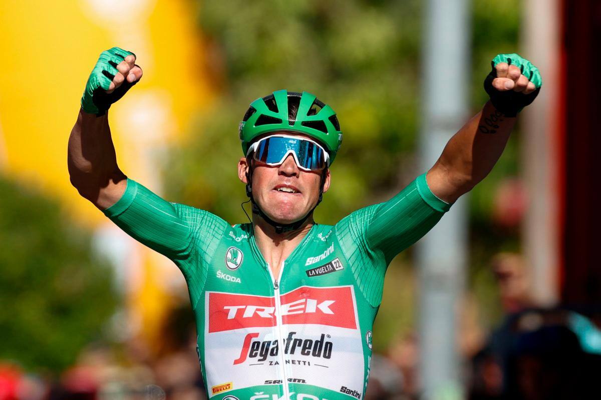 Vuelta a España: Pedersen gana etapa 19; Evenepoel mantiene el liderato
