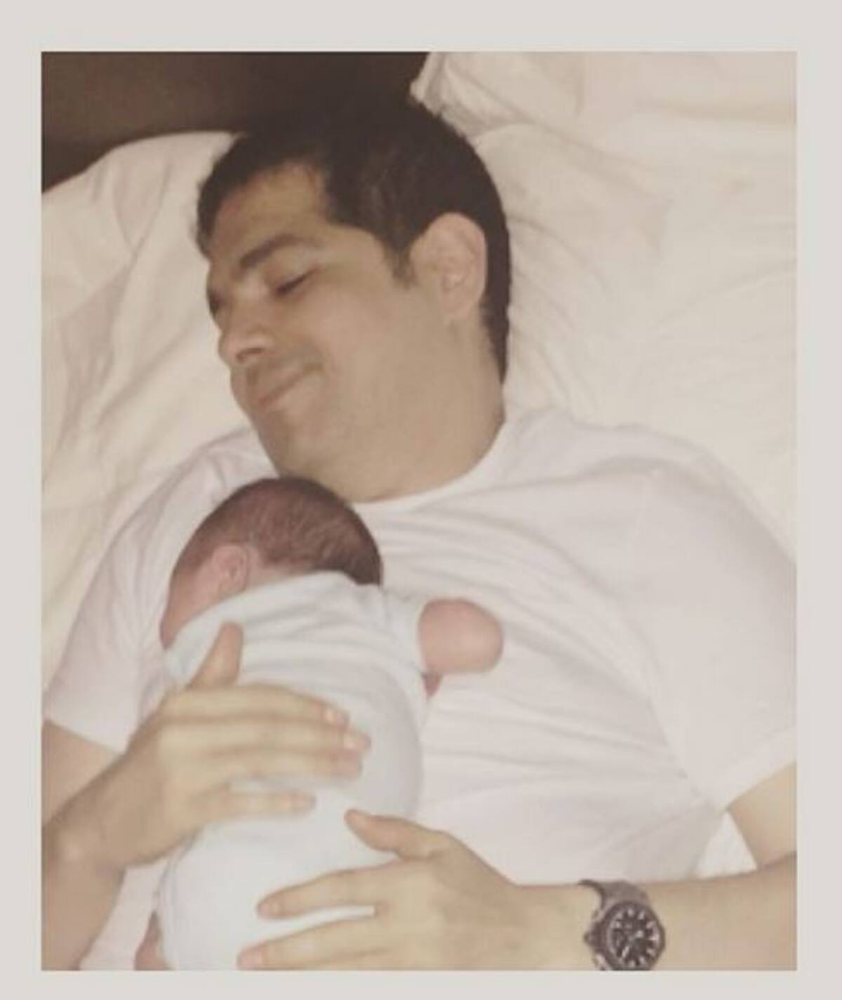 Peter y su pequeña hija. INSTAGRAM