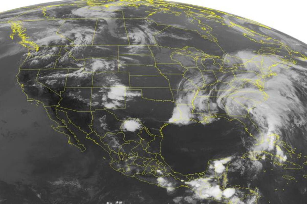 La tormenta tropical Andrea se dirige con menos fuerza hacia los estados de Georgia y las Carolinas. AP