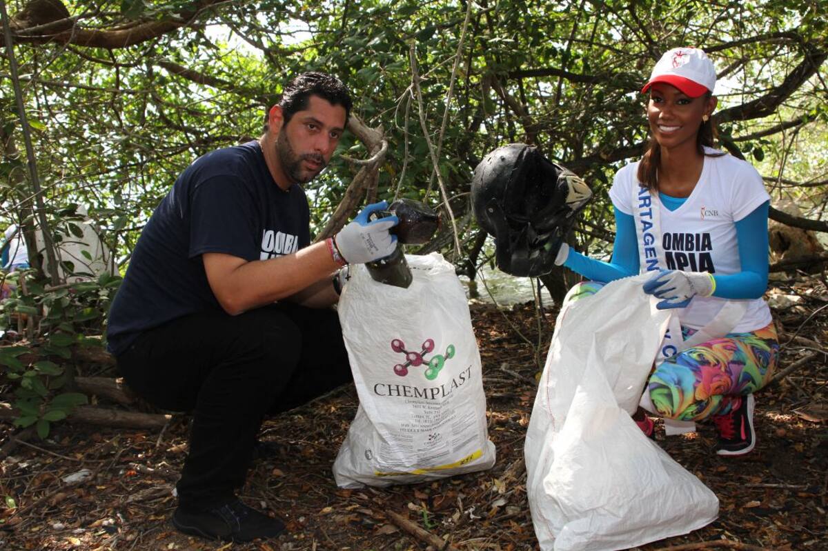 Alcalde Dionisio Vélez y Madeleine López, Señorita Cartagena.
