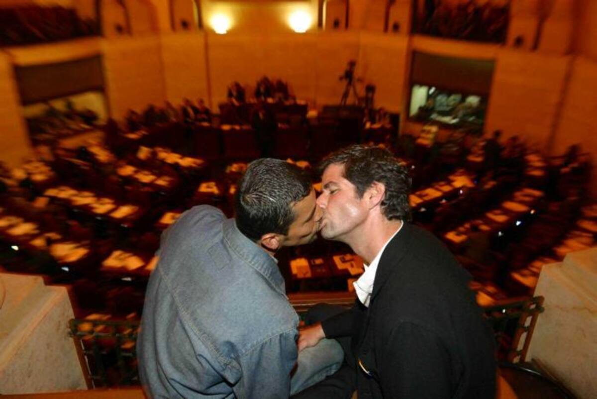 La decisión de la juez se produce a mes y medio de que entrara en vigencia la orden de la Corte Constitucional, ante el cumplimiento del plazo que le dio al Congreso para legislar los derechos de las parejas del mismo sexo. ARCHIVO