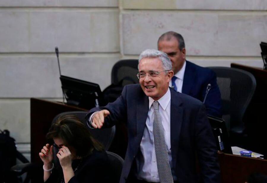 Propuesta de Uribe para votar solo dos objeciones a la JEP no lograría apoyo