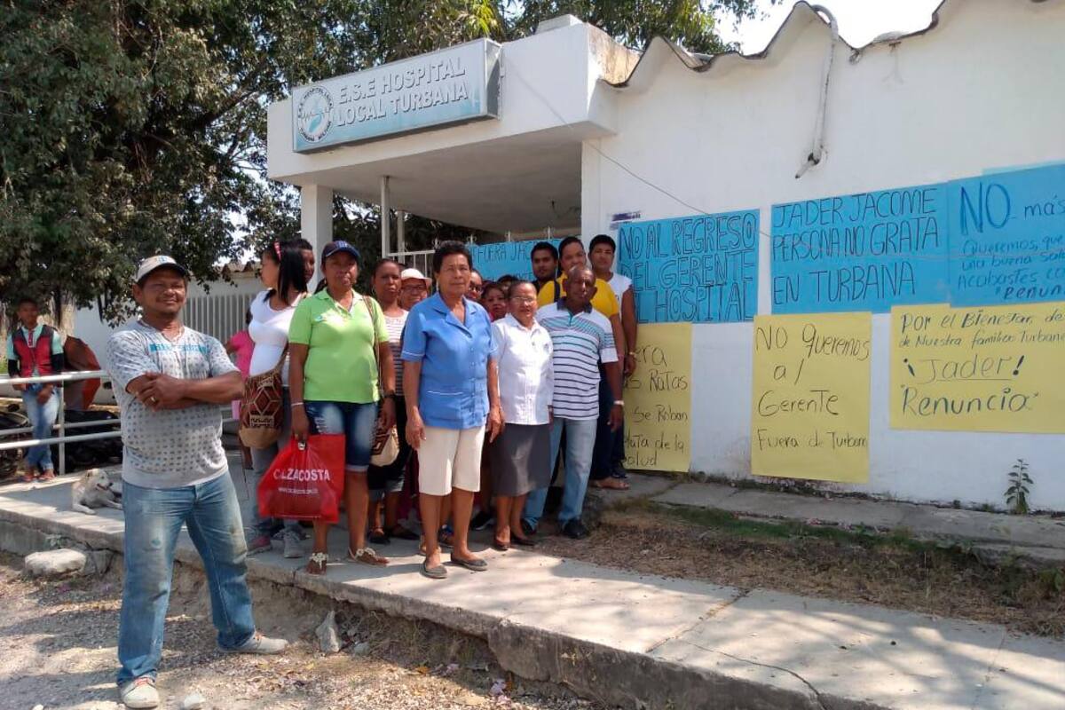 Protestan para pedir renuncia del gerente del hospital de Turbana