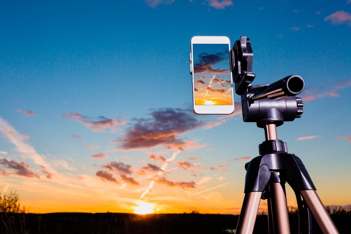 Con la cámara de tu celular puedes crear fotografías que impacten a tu público objetivo. Aquí te enseñamos a sacarle el mayor provecho.