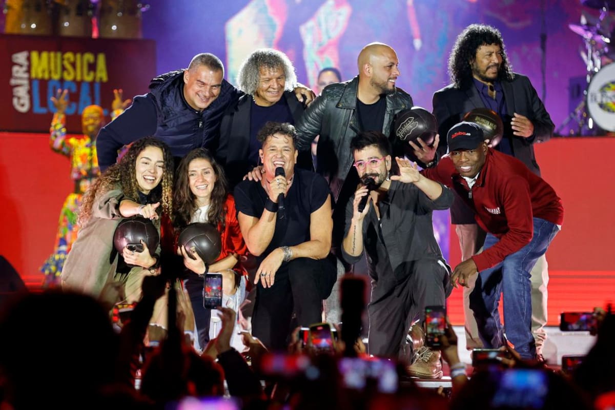 Carlos Vives, a lo colombiano, celebró sus 30 años de carrera musical en Bogotá