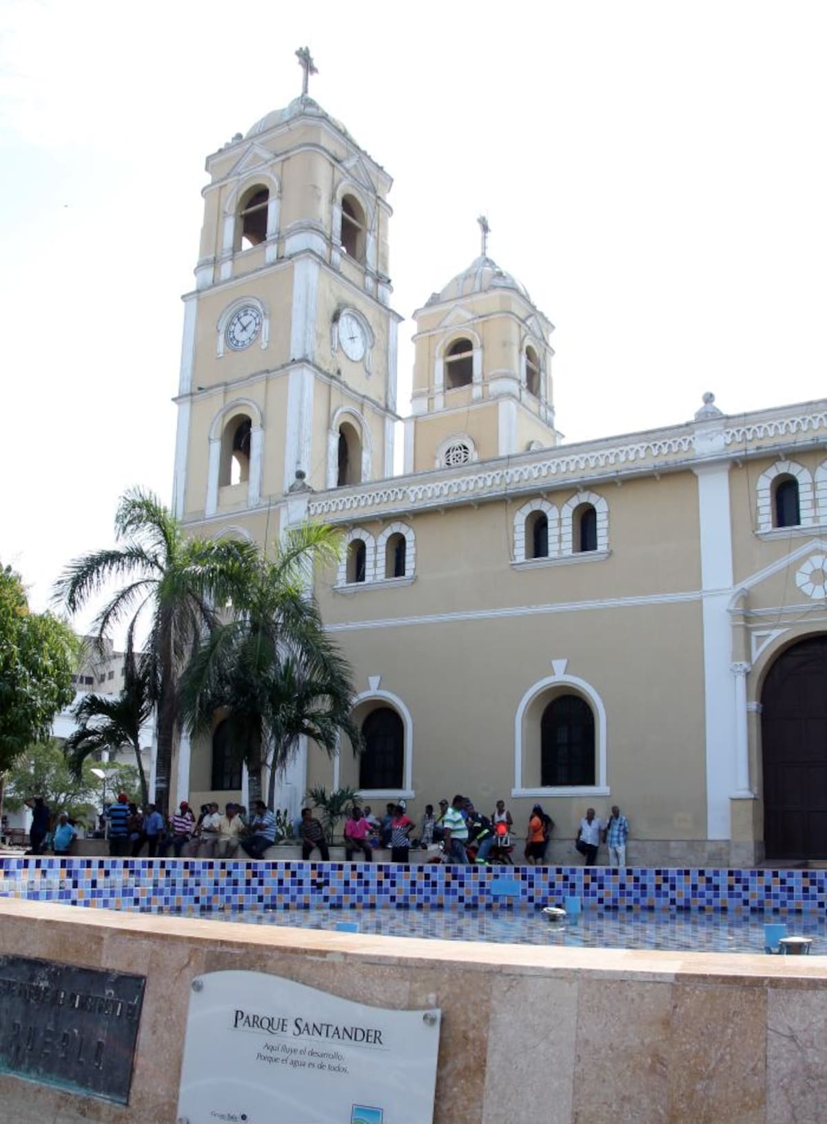 La catedral San Francisco de Asís fue inaugurada en el año de 1904. Miguel Santiago Pérez.
