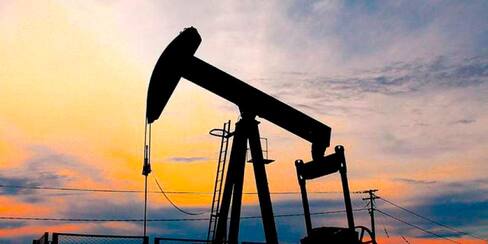 El Brent baja más de un 7 por ciento y se sitúa por debajo de los 100 dólares
