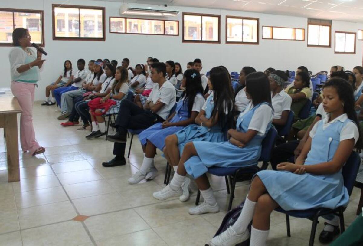 Durante el encuentro, los aspirantes analizaron el rol que deben asumir en caso de ser elegidos. Cortesía.