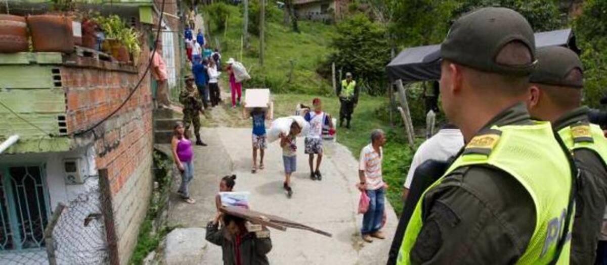 Algunas familias han dejado las zonas más amenazadas. COLPRENSA