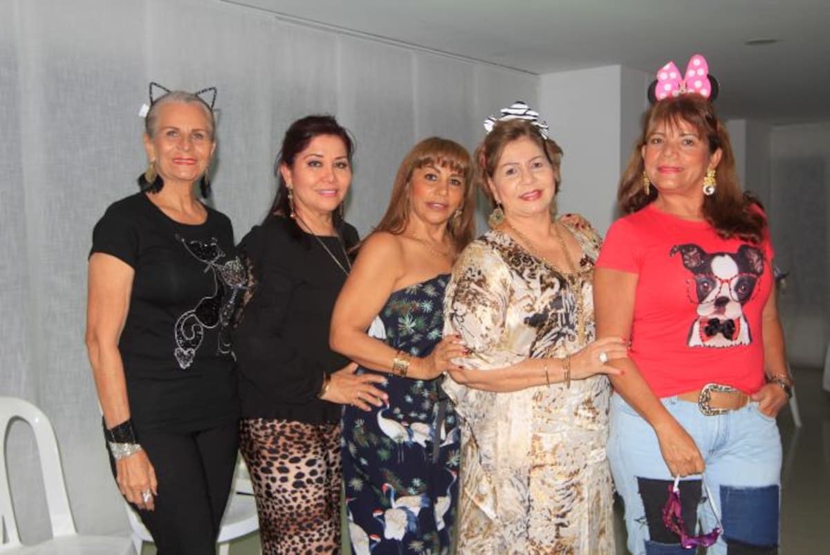 Inés De León, Jenny Viloria, Ana Luisa Meza, Edilma Lemus y Francia Pimienta. Julio Castaño - EL UNIVERSAL.